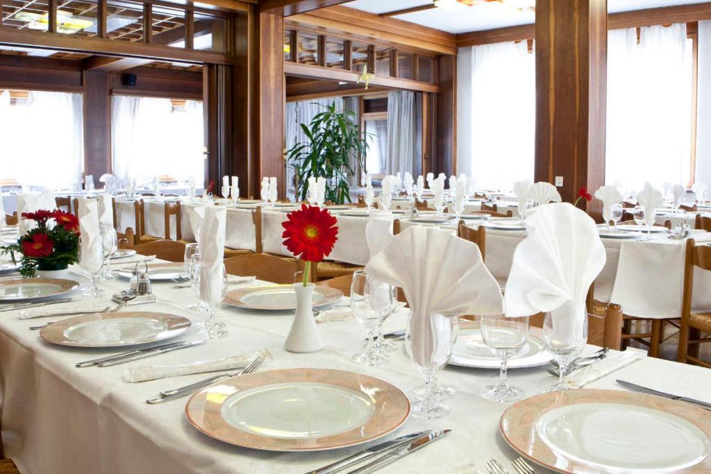 Hotel Dante Ponte nellʼAlpi Екстериор снимка
