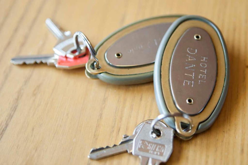 Hotel Dante Ponte nellʼAlpi Екстериор снимка