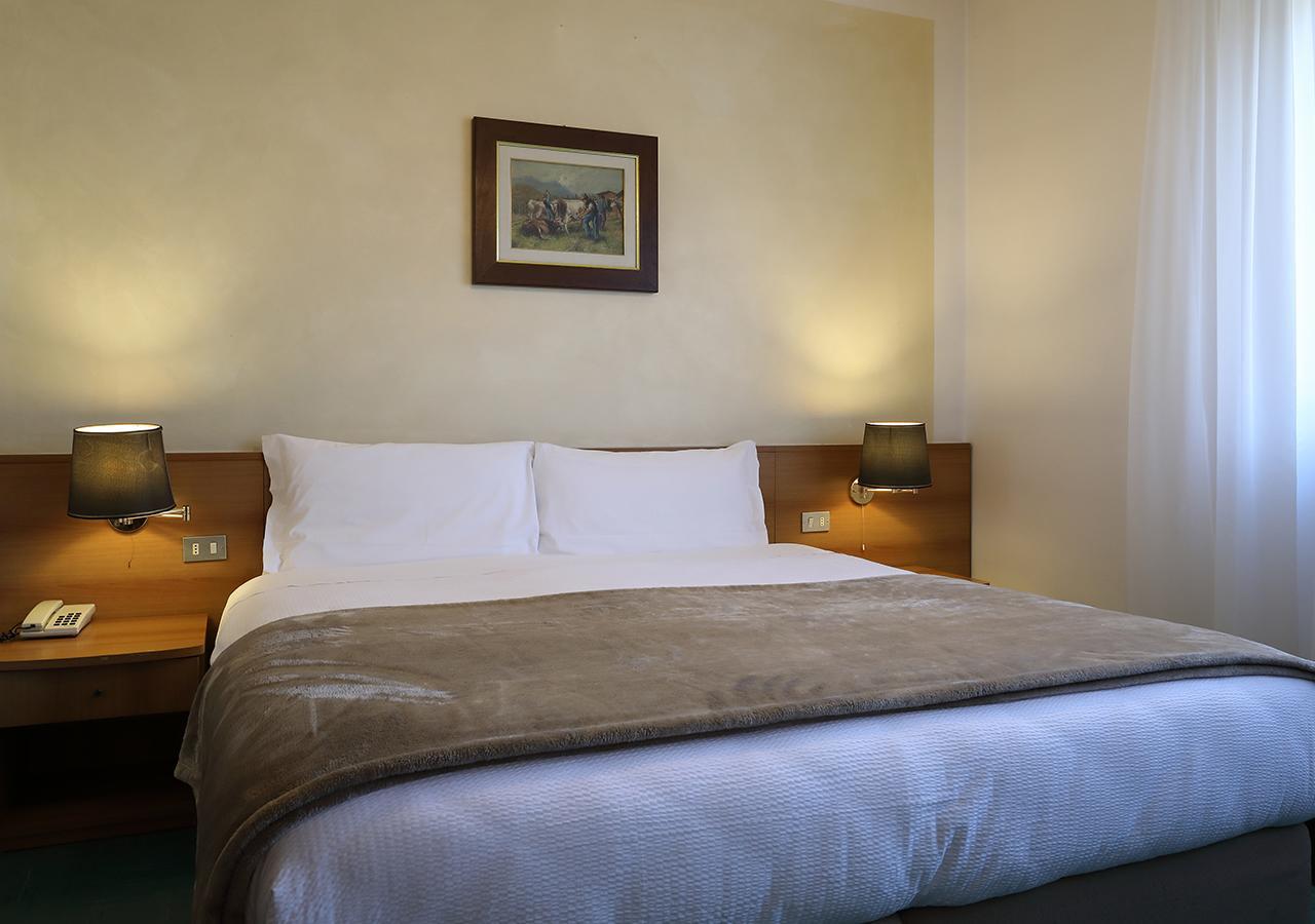 Hotel Dante Ponte nellʼAlpi Екстериор снимка